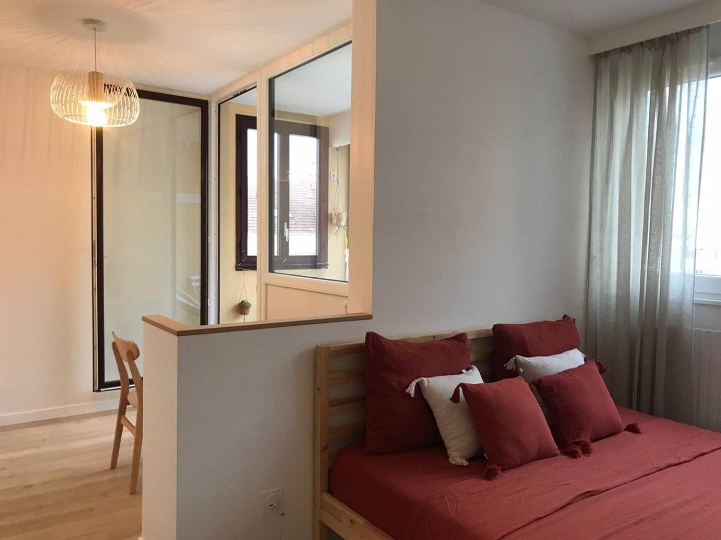 Renovated Flat With Loggia - Gare Part-Dieu 5Min Lyon Luaran gambar